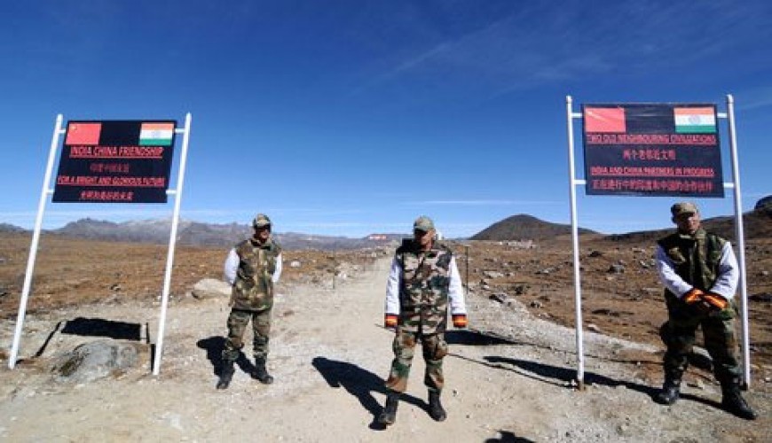 scufflebreaksoutbetweenindianchinesetroopsatlac